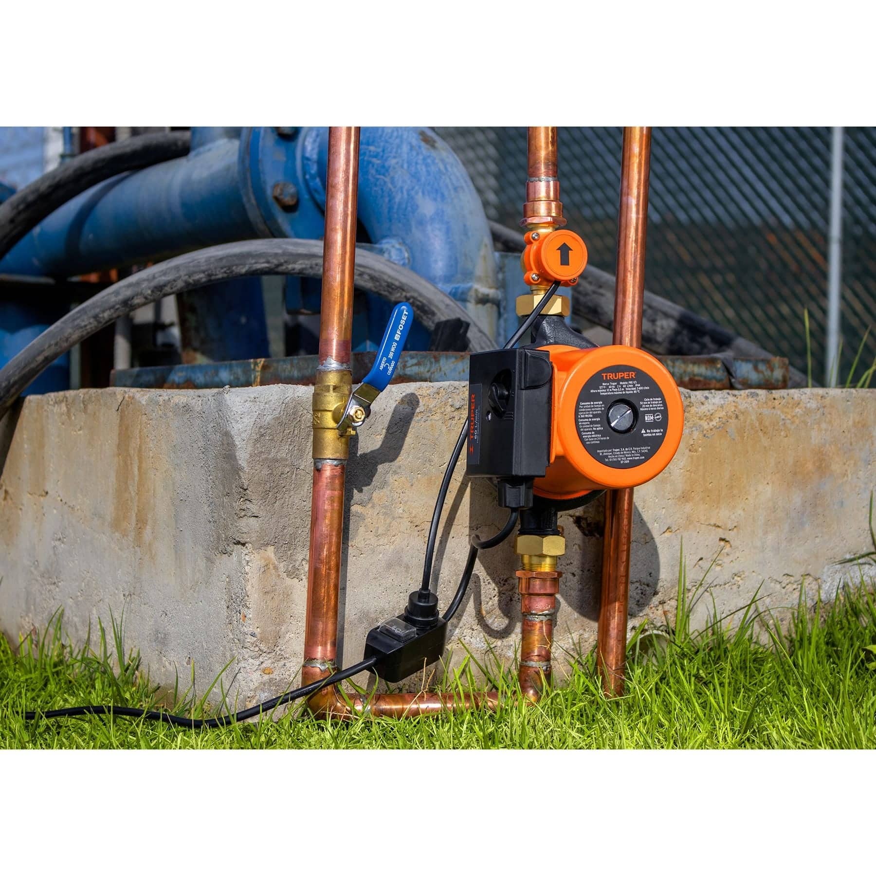 Bomba presurizadora 1/3 HP, Truper - Imagen 2